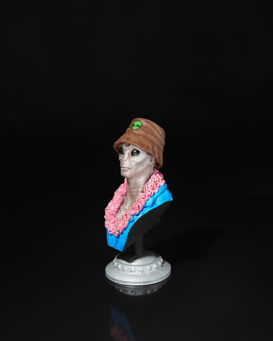 0492 - Alien Tourist Bust - Steve