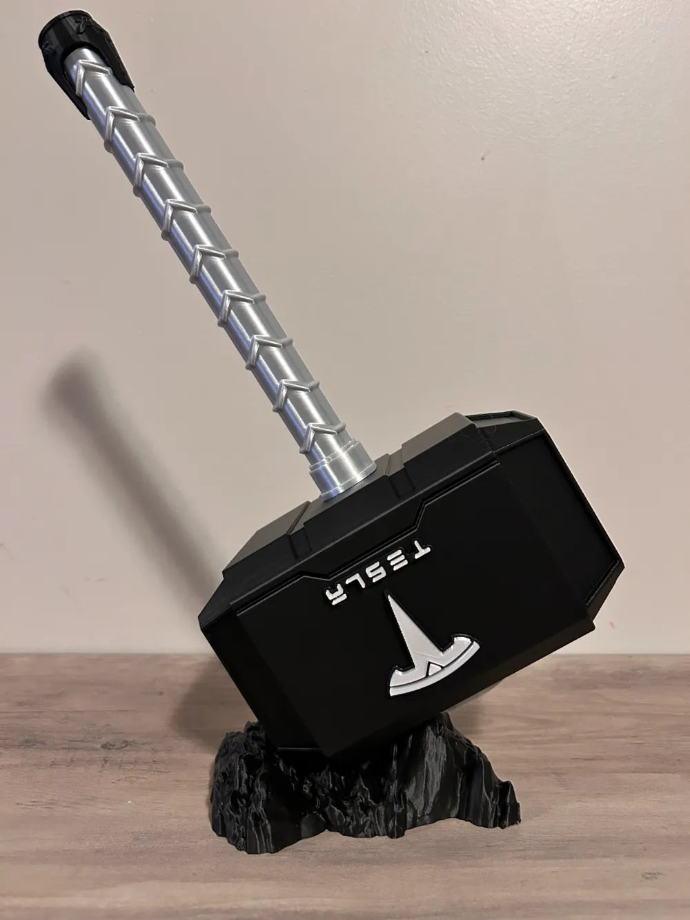 Hammer - Tesla