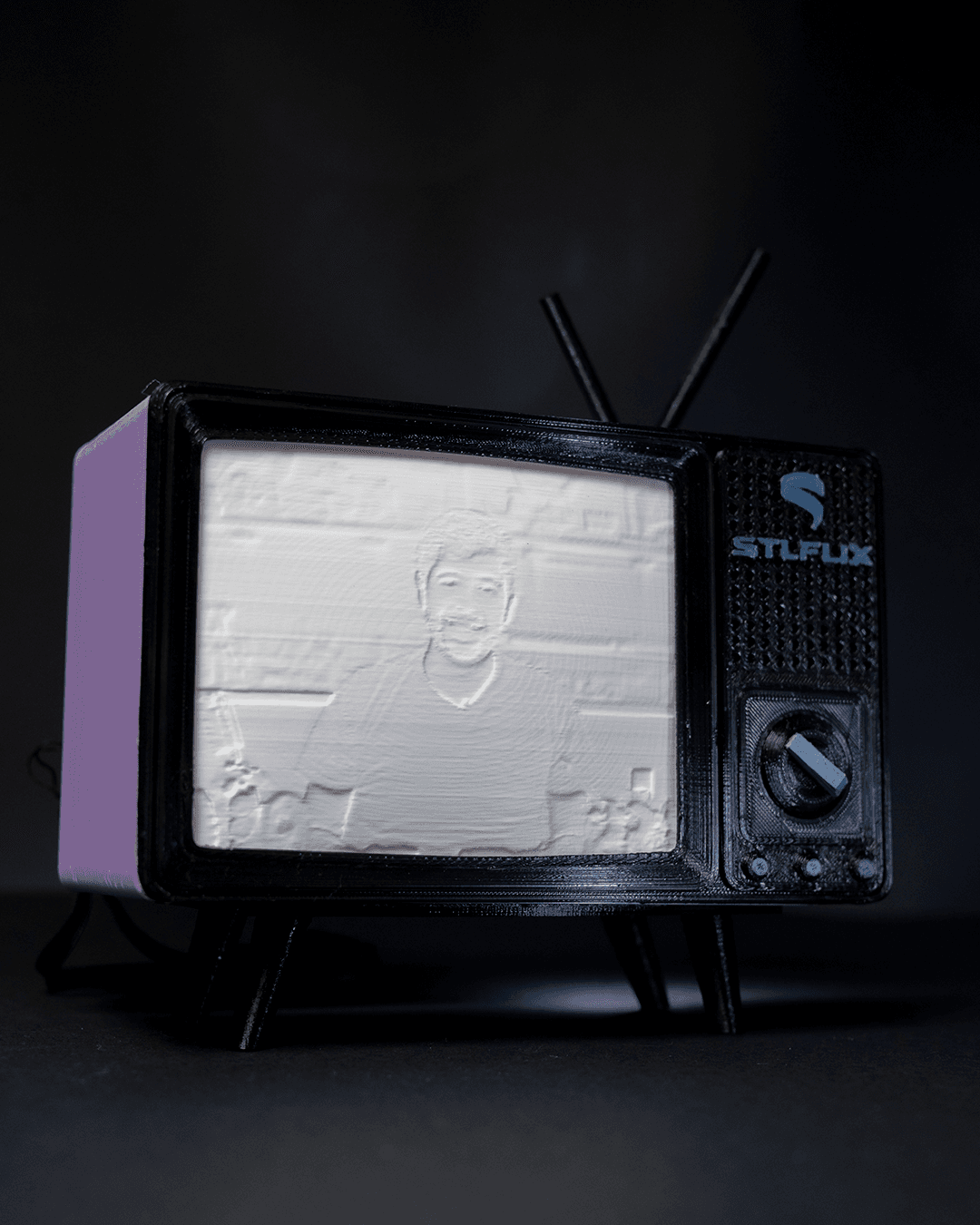 0285 - Lithophane Tube TV