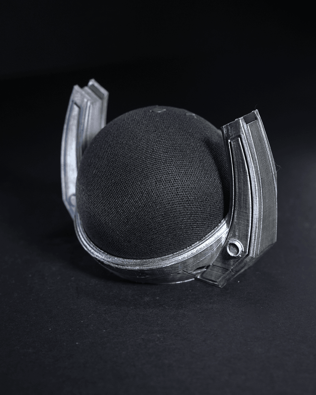 0377 - Infinity Alexa Holder