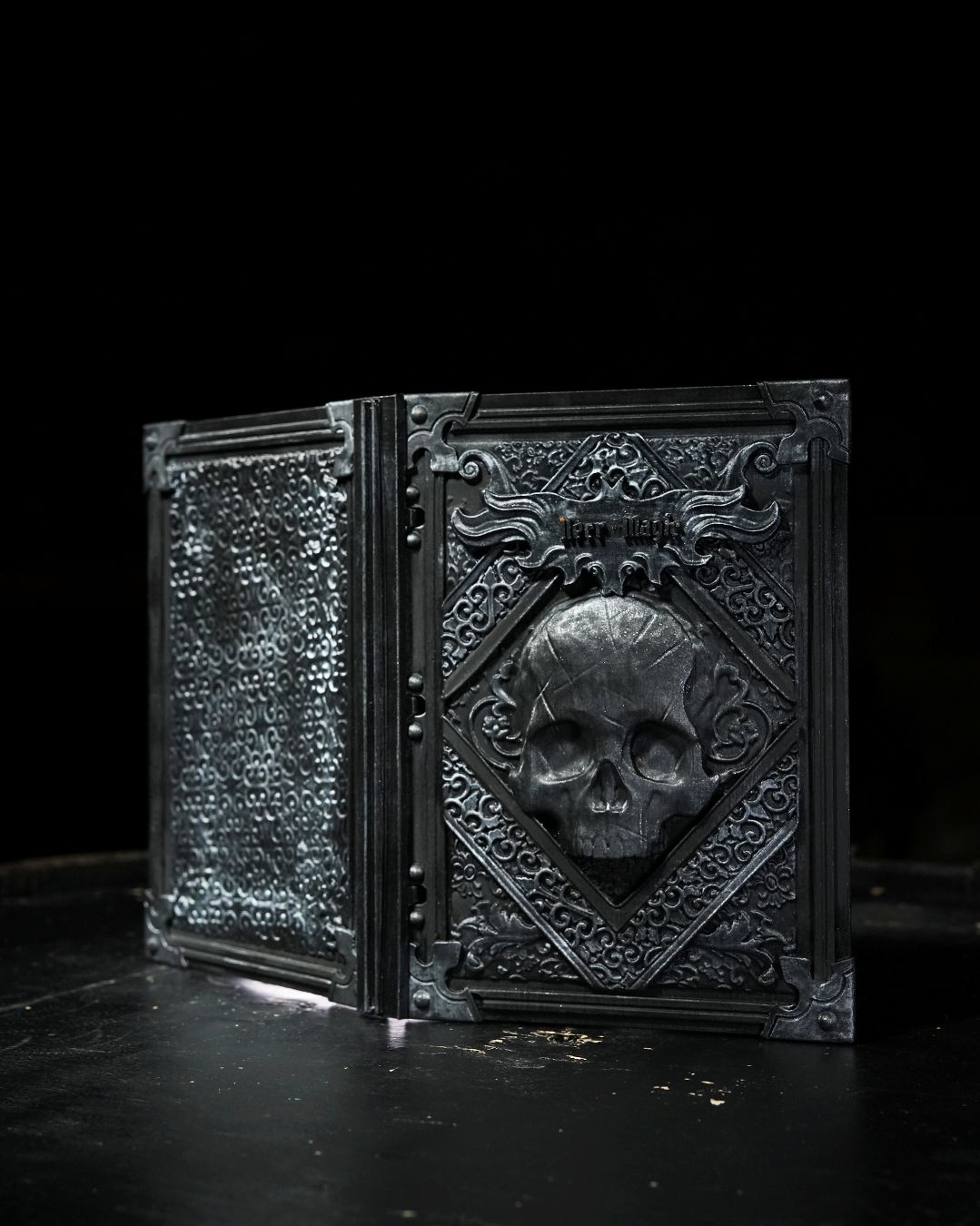 0426 - Custom Dark Notebook Cover