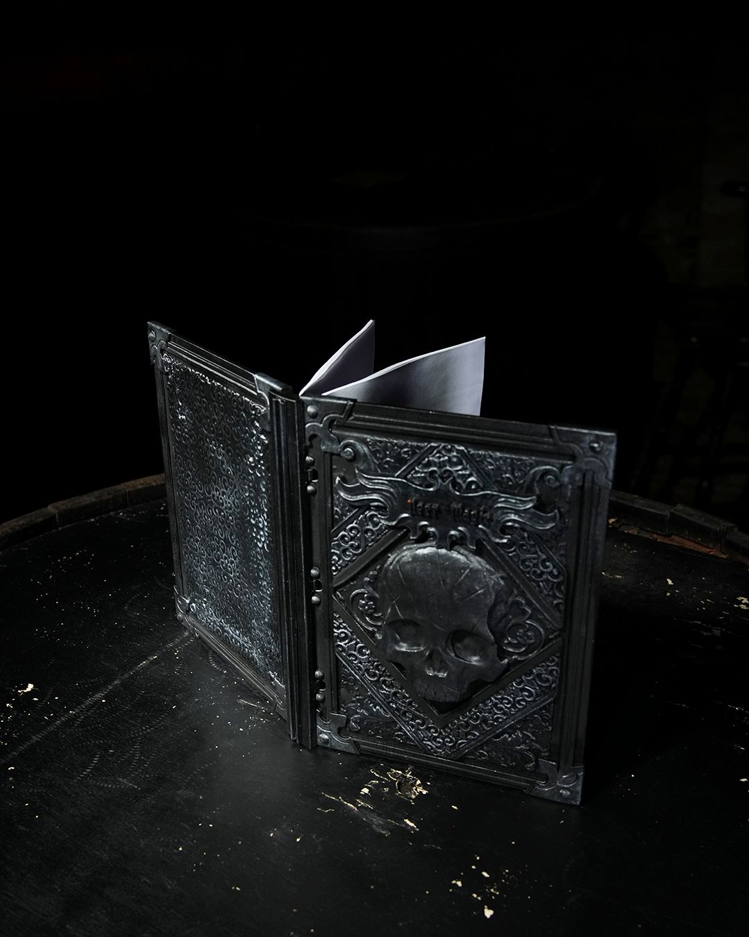 0426 - Custom Dark Notebook Cover