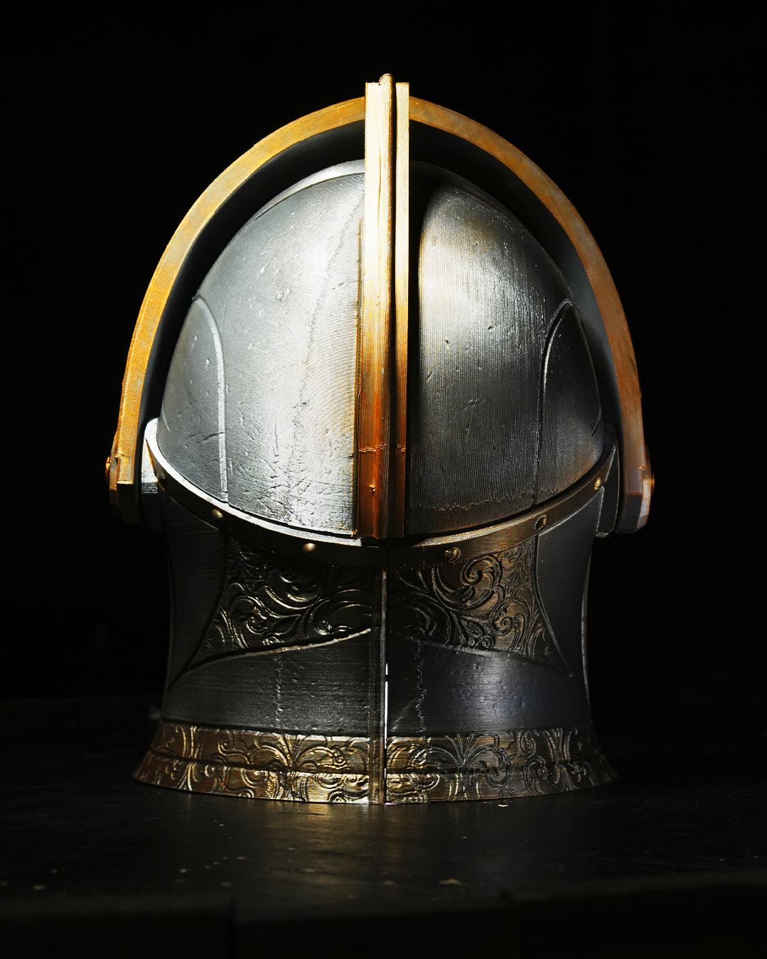 0419 - Knight Helmet
