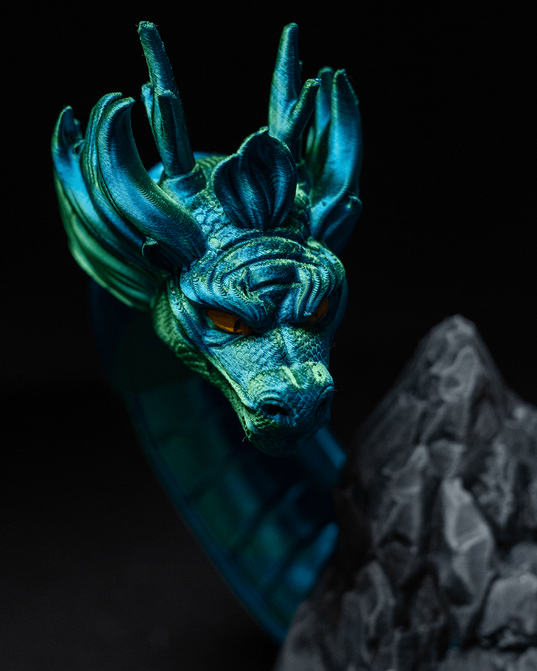 0273 - Blaze, The Dragon Phone Guardian