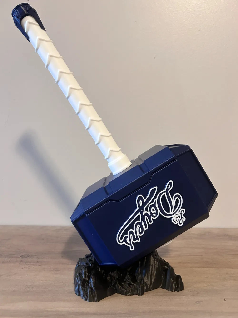 Los Doyers Hammer