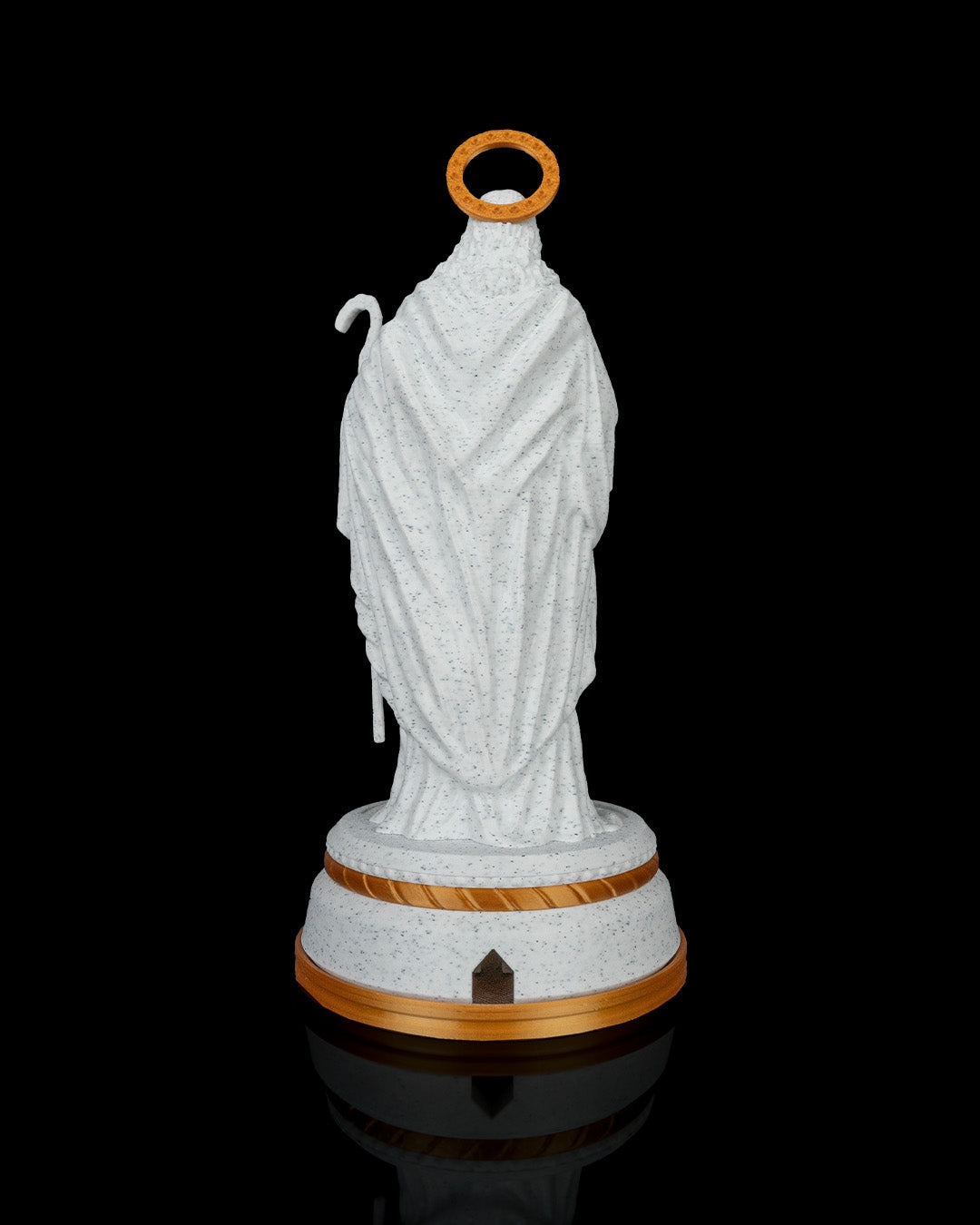 4404 - Good Shepherd Statue