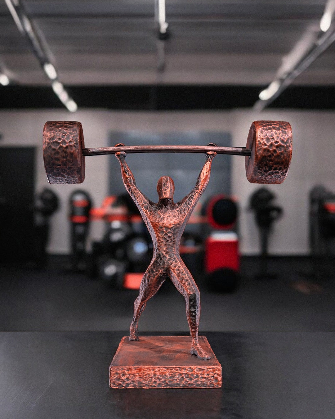 1884 - Weightlifting Statue