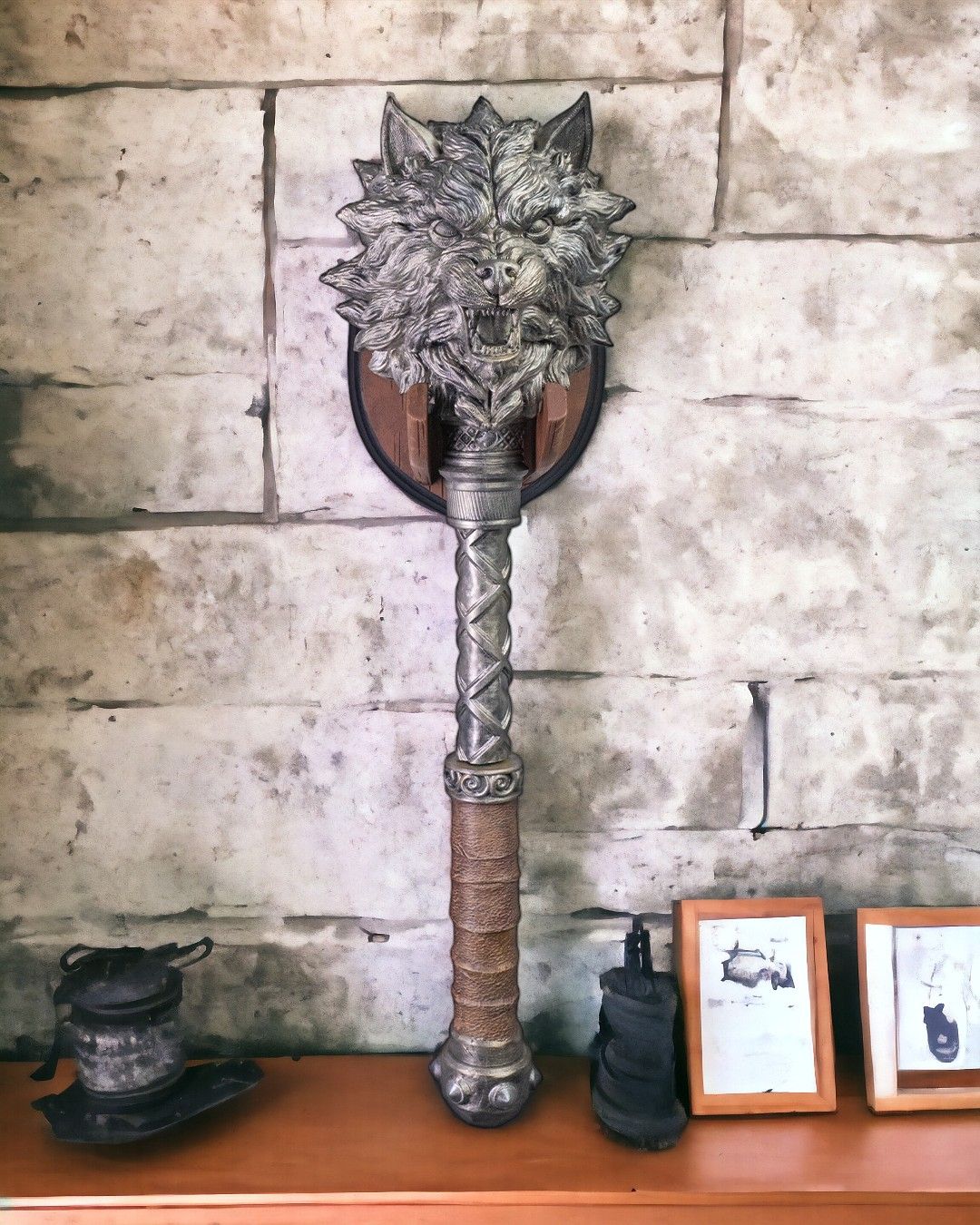 1483 - Lone Wolf Mace