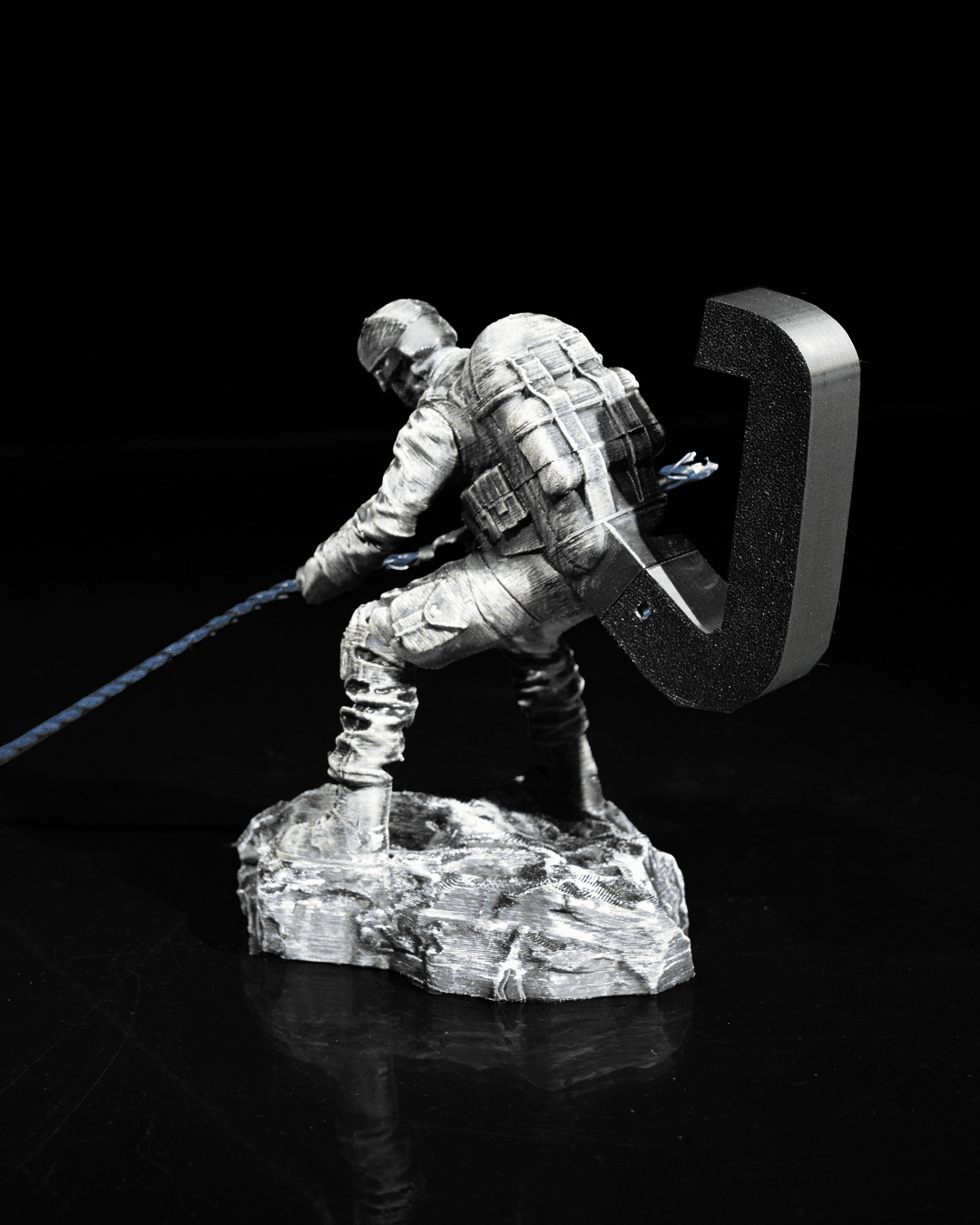1685 - Abseiling Controller Holder