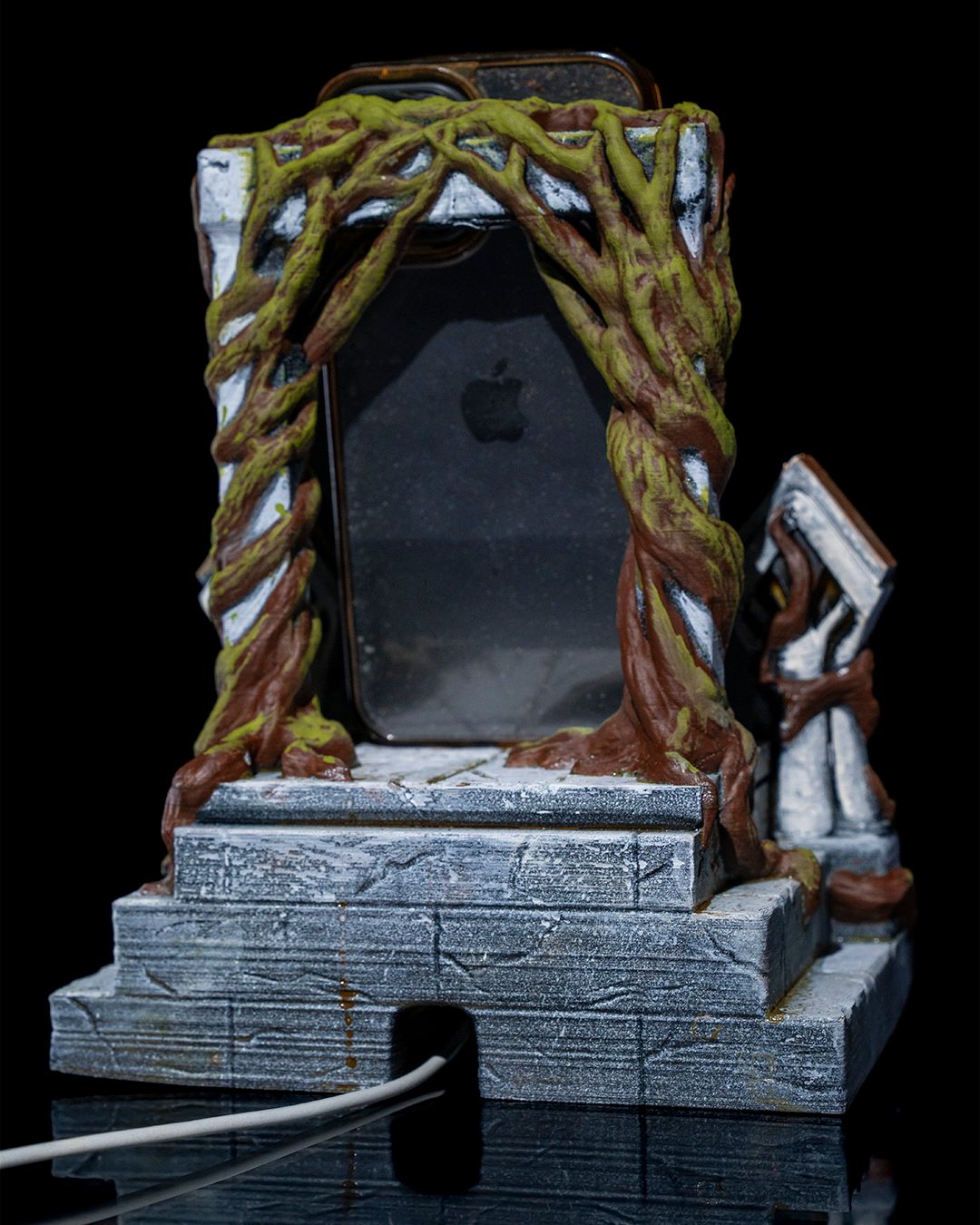0935 - Ancient Gate