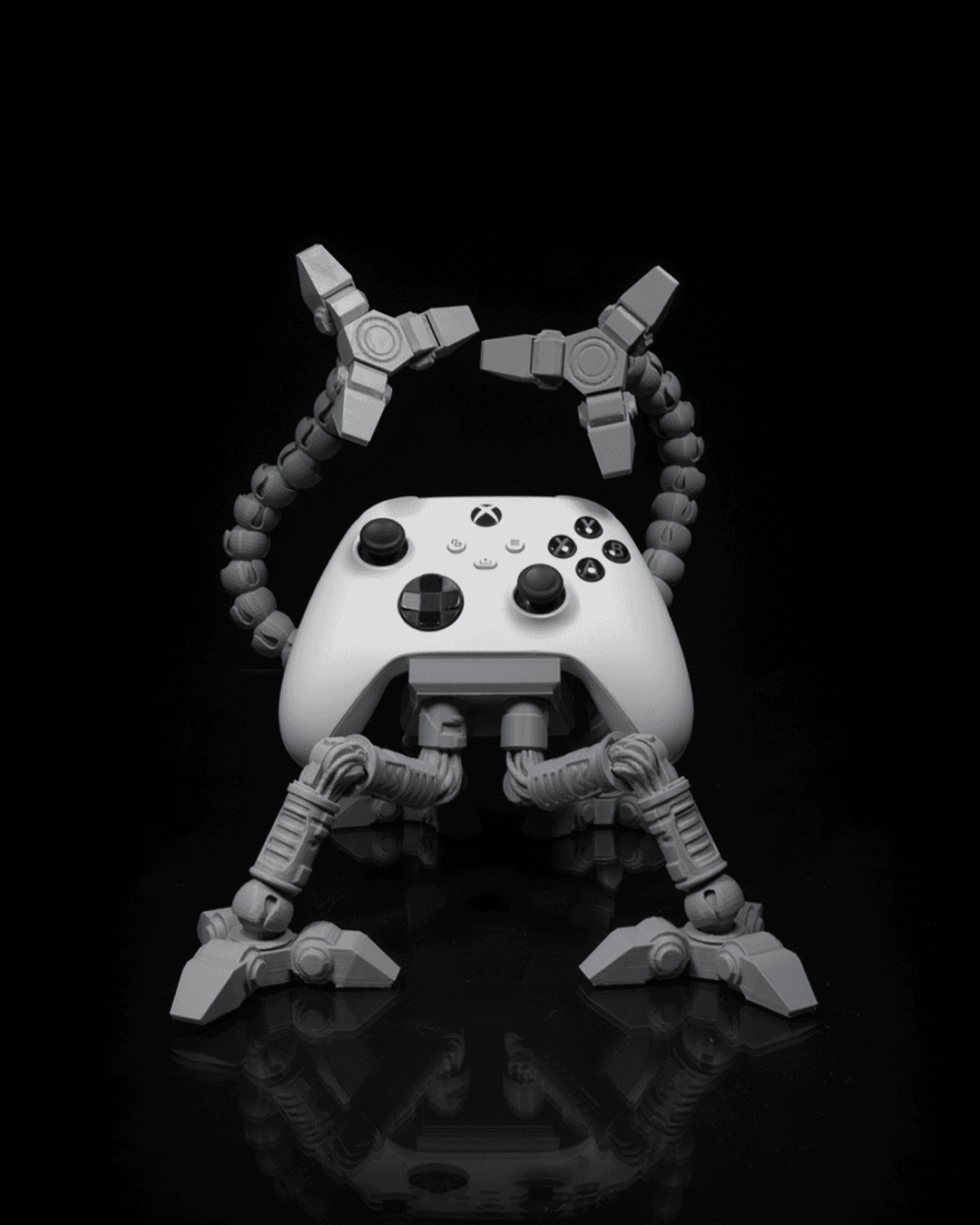 1680 - Articulated Controller Holder