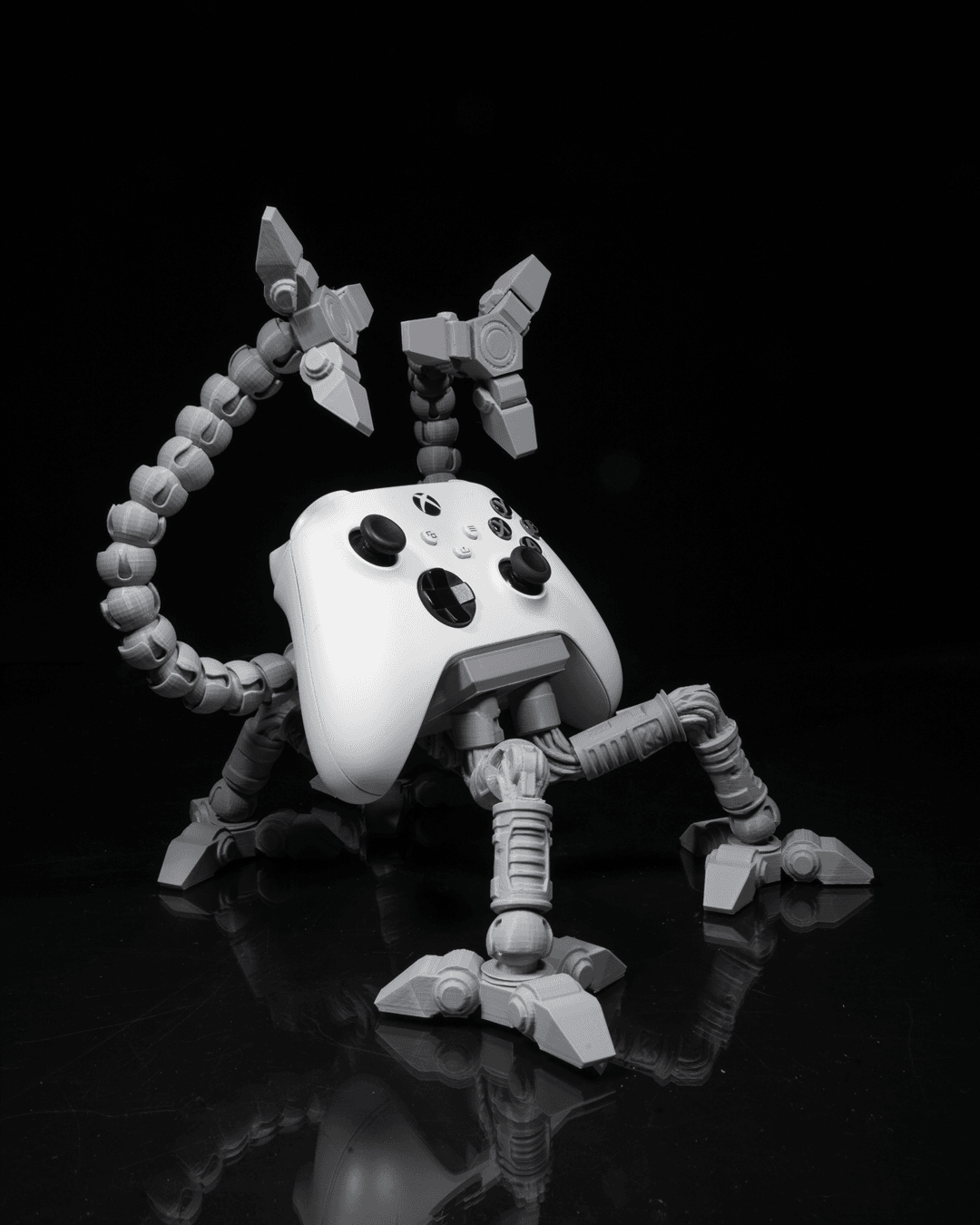 1680 - Articulated Controller Holder