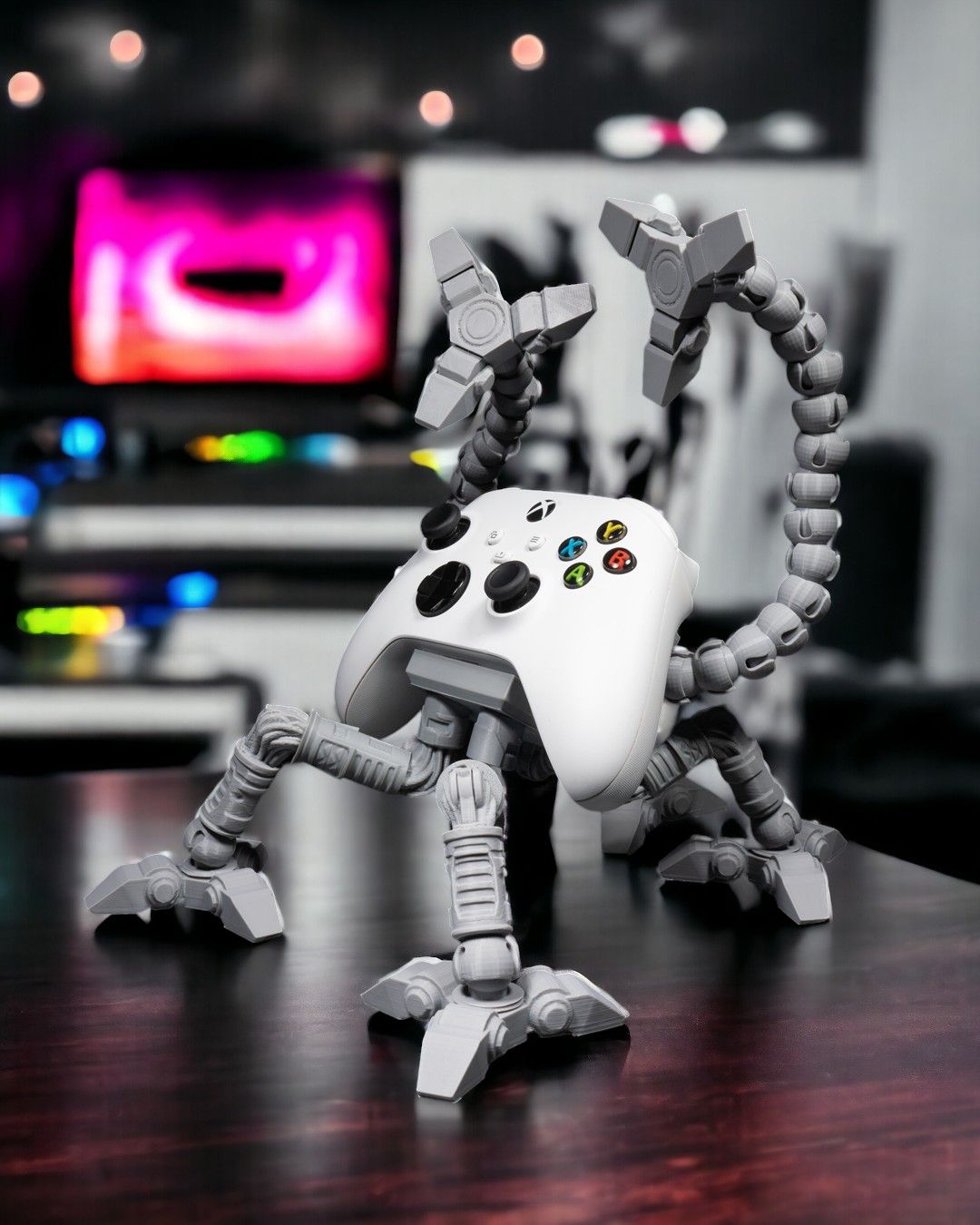 1680 - Articulated Controller Holder