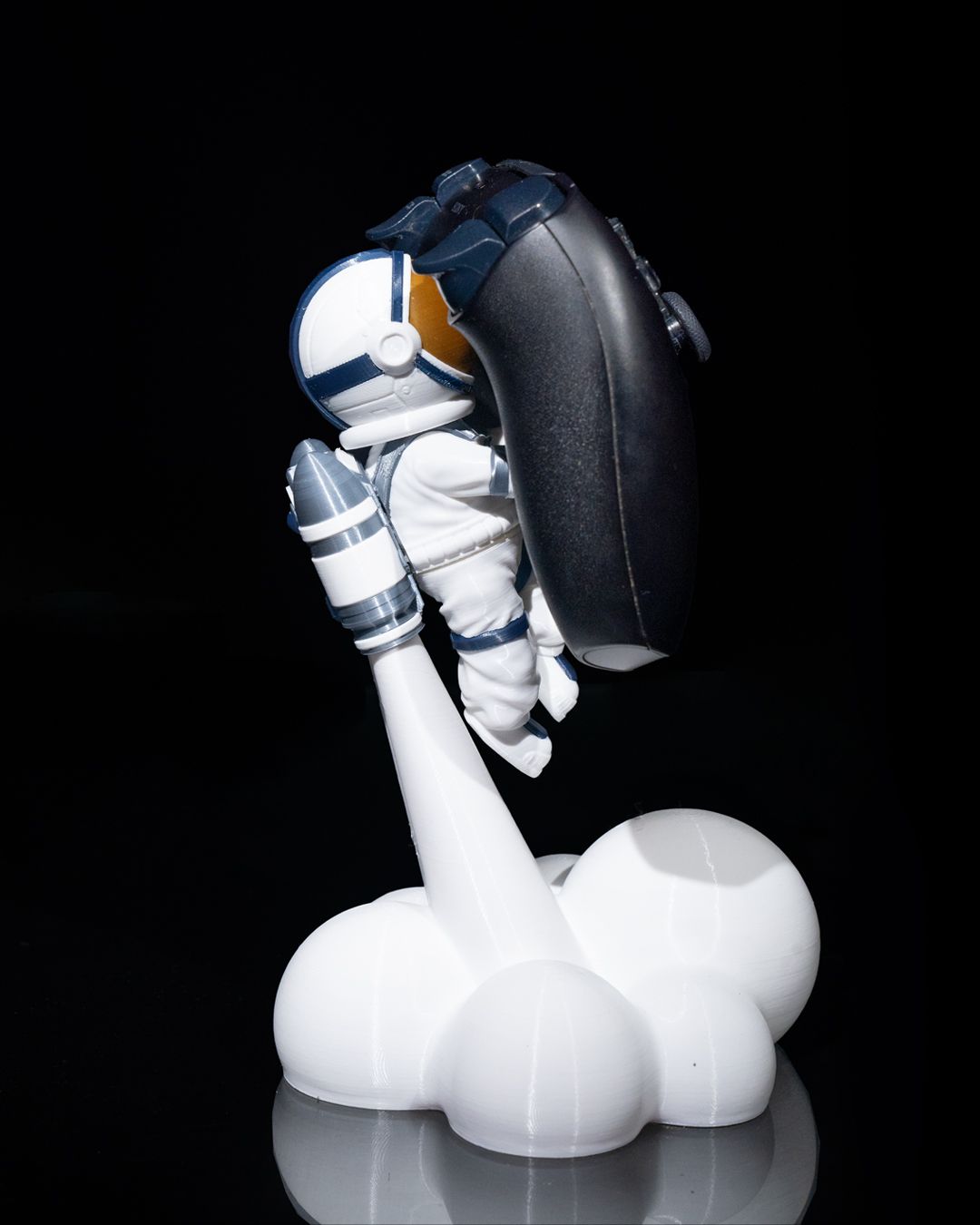 1364 - Astronaut Controller Holder