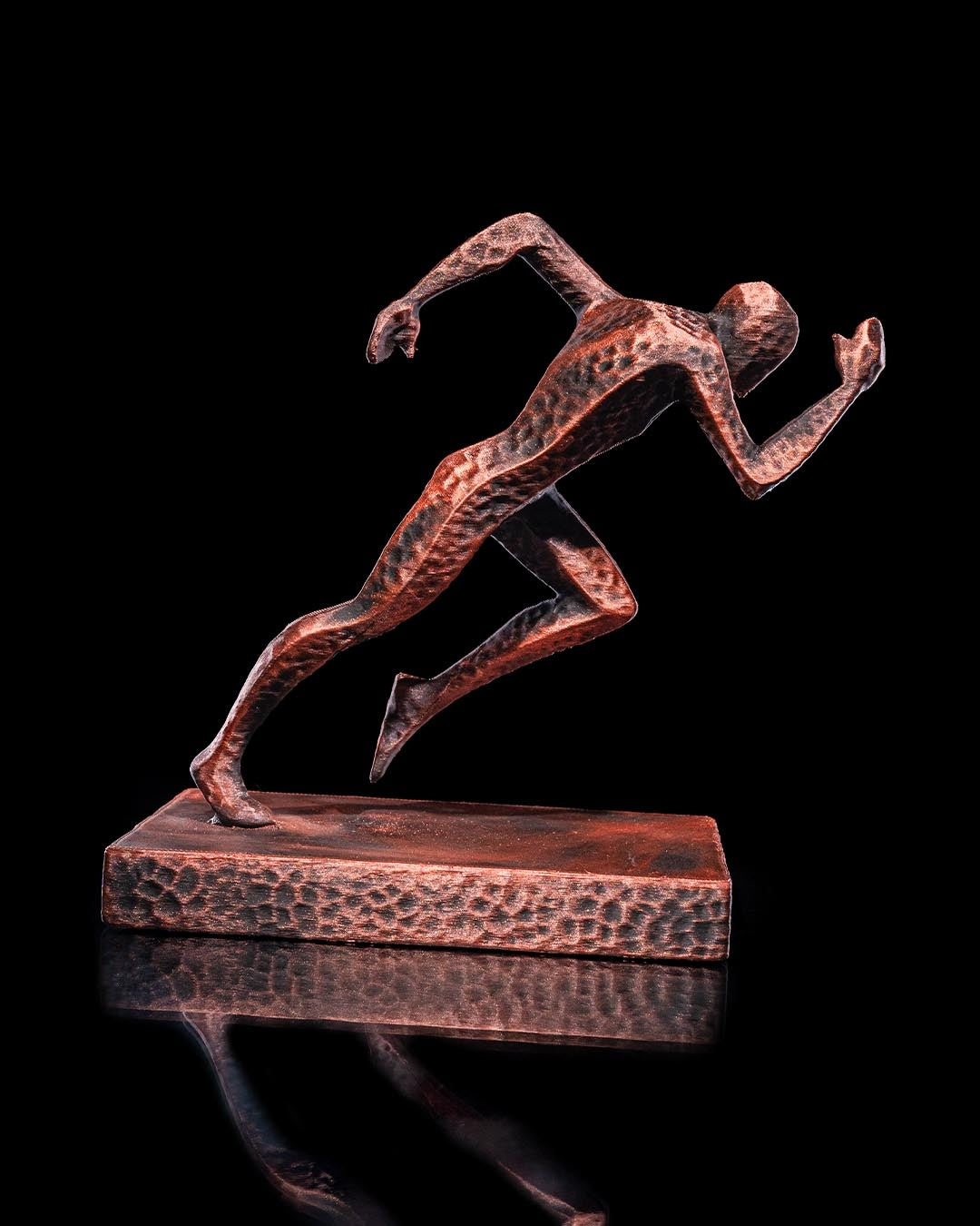 1885 - Athletics Statue
