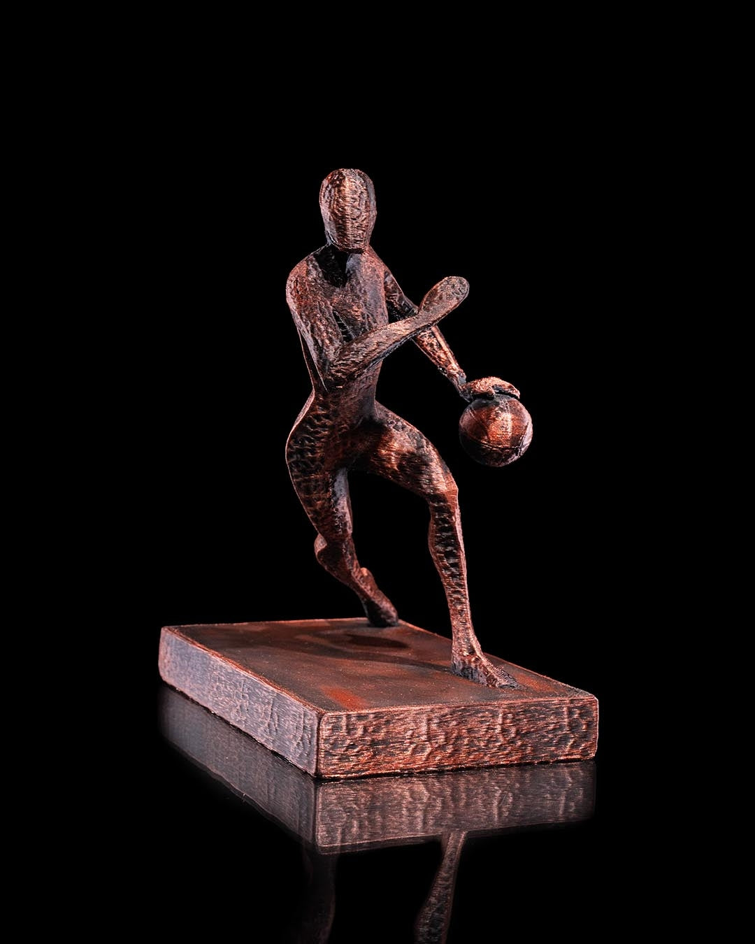 1887 - Basketball Statue