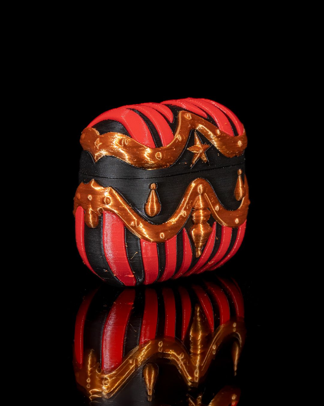 1464 - Big Top Airpod Case