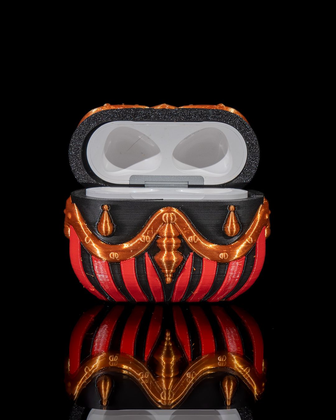 1464 - Big Top Airpod Case