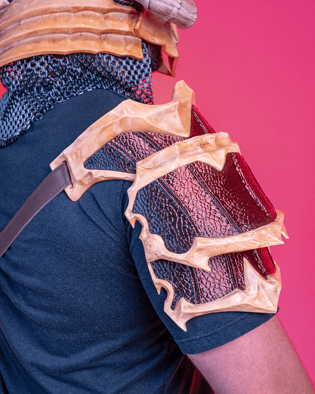3557 - Bonebreaker Shoulder Pad