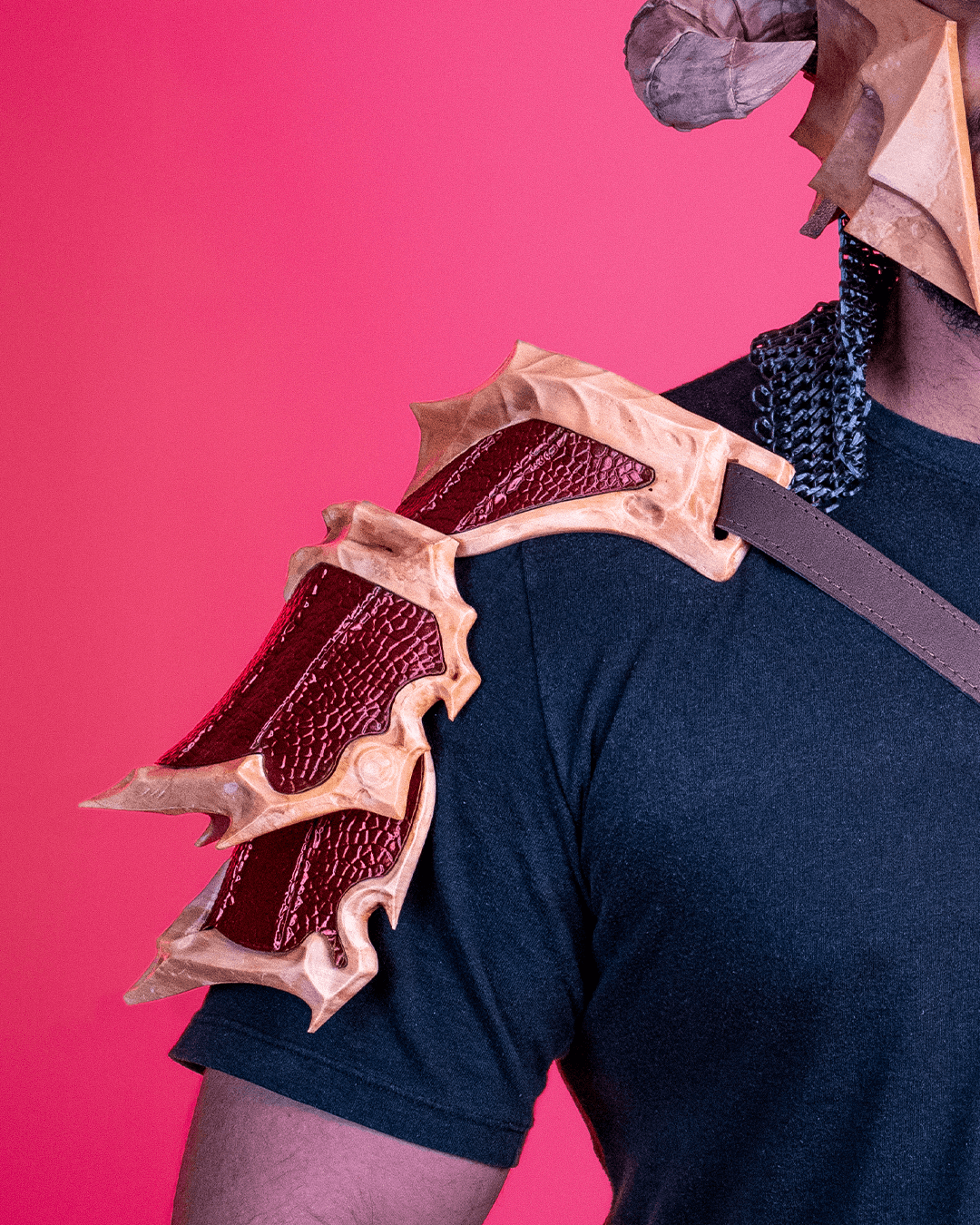 3557 - Bonebreaker Shoulder Pad