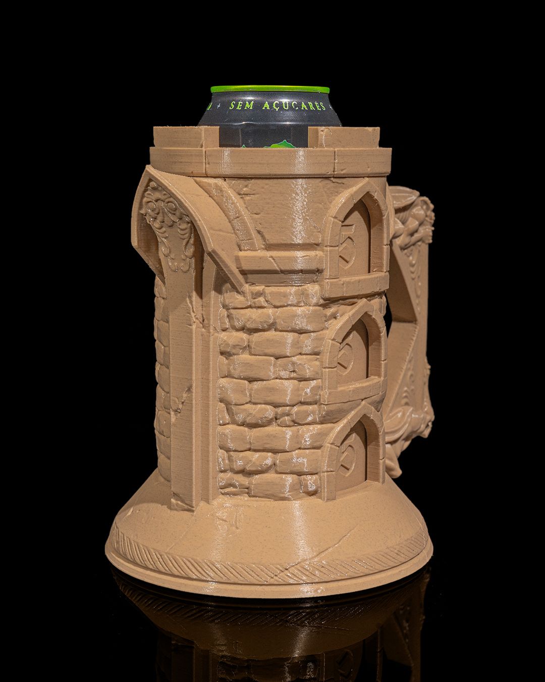 1677 - Boss Tower Can Holder