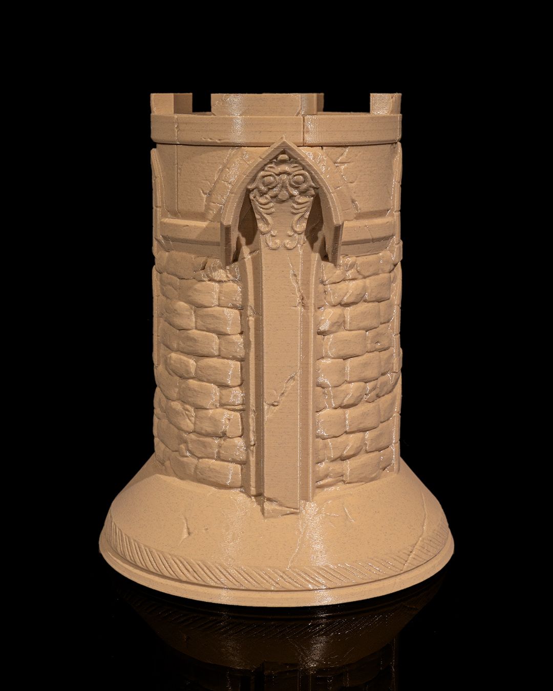1677 - Boss Tower Can Holder