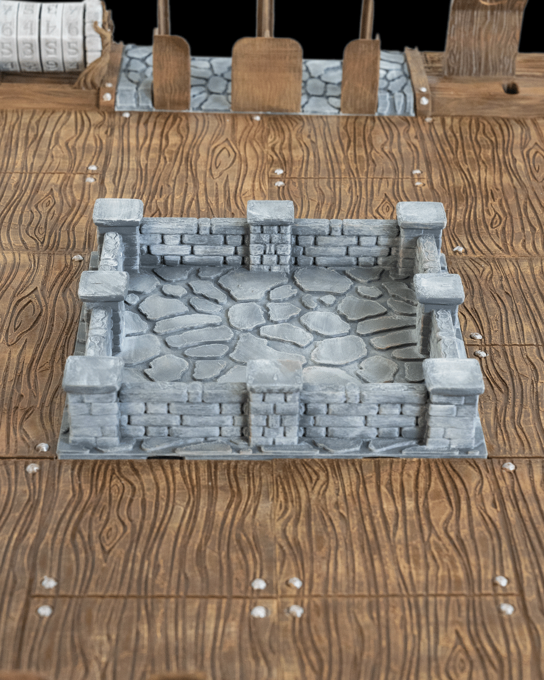 3116 - Cardbound Table