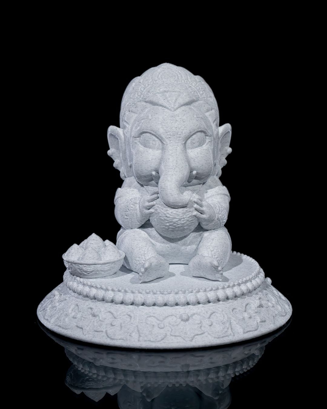 1351 - Chibi Ganesh Baby Lover of Ladoos