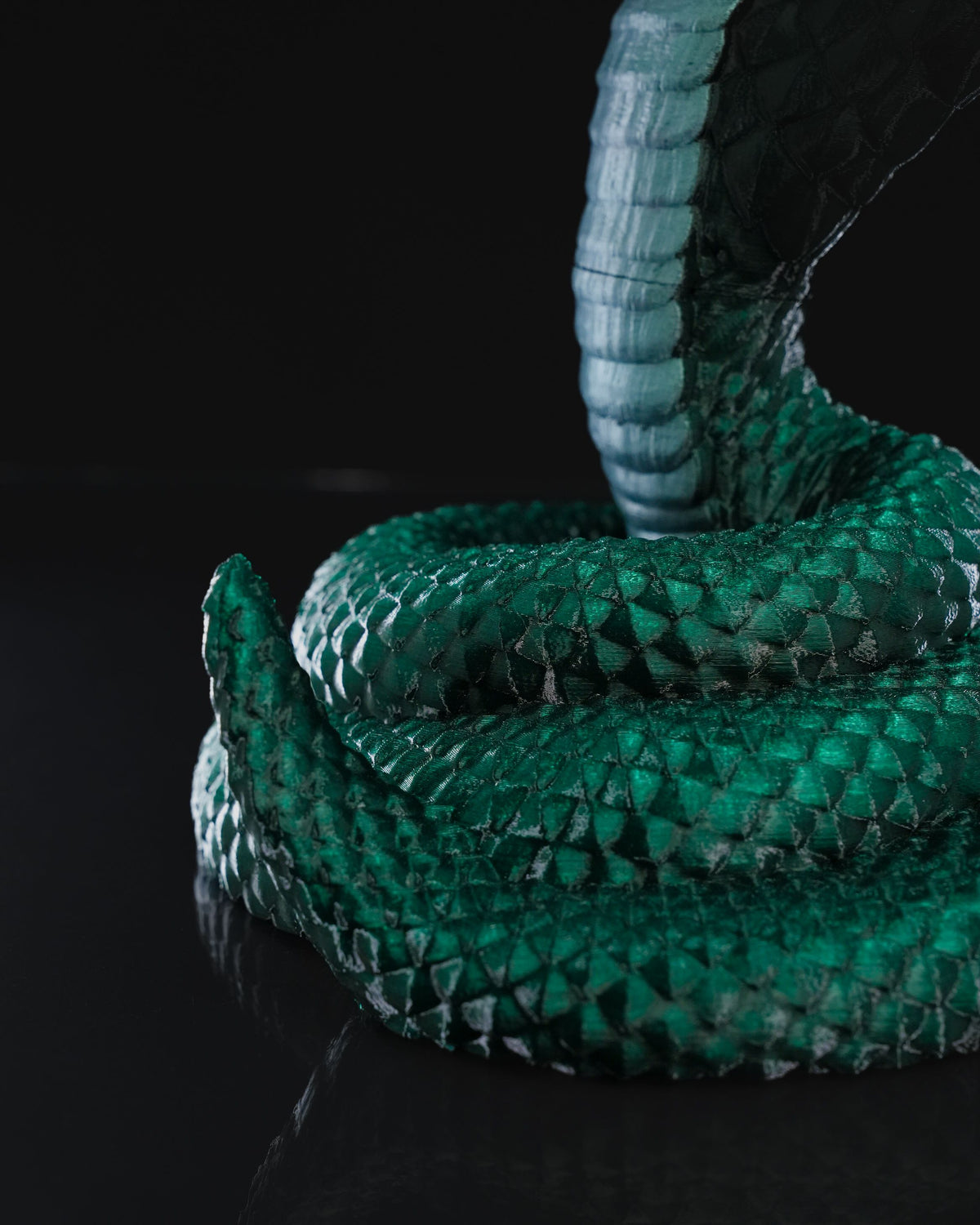 0771 - King Cobra Headphone Holder