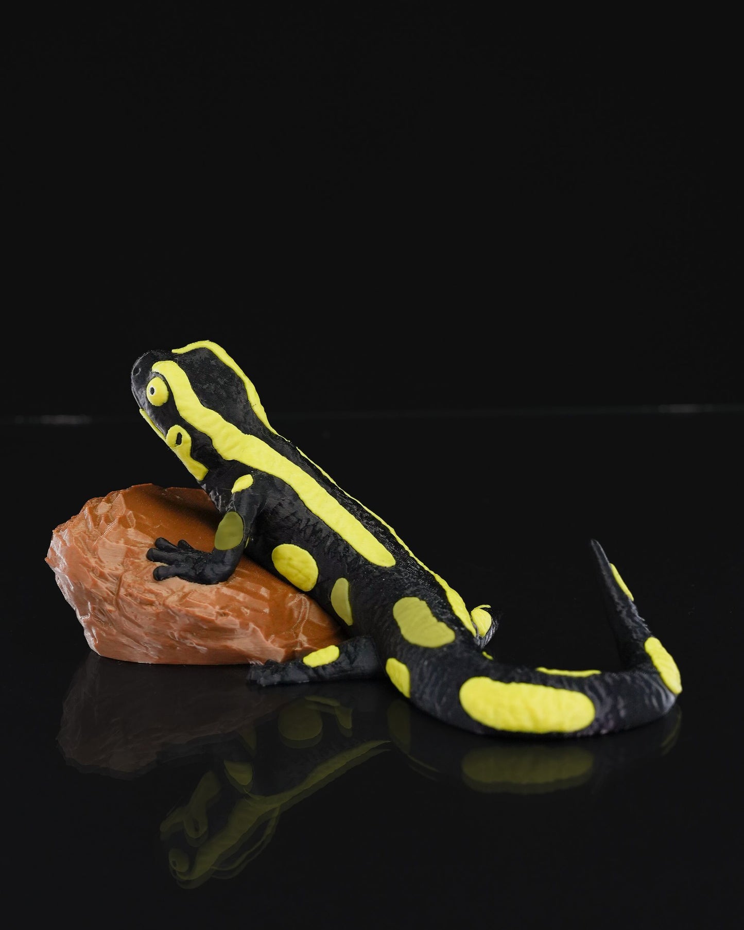 0773 - Salamander Statue