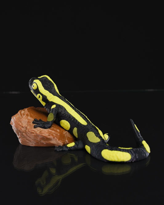 0773 - Salamander Statue