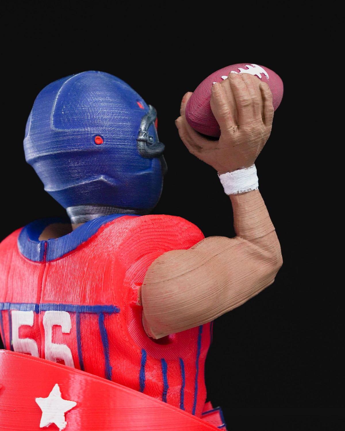 0756 - Quarterback Ball Thrower