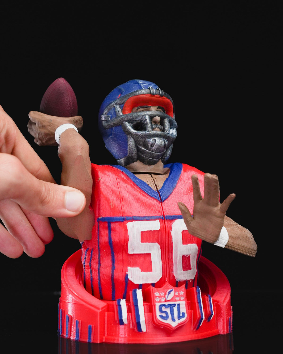 0756 - Quarterback Ball Thrower