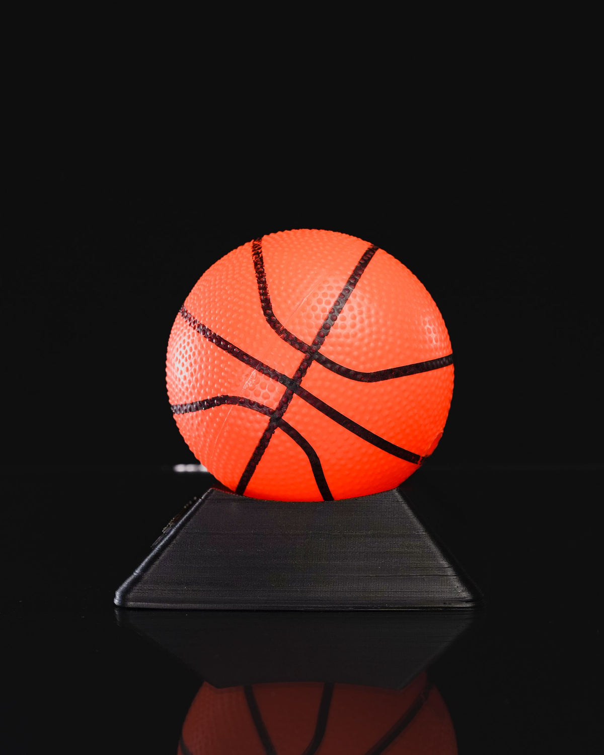 0759 - Customizable Ball Stand