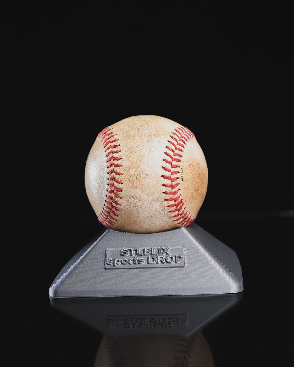 0759 - Customizable Ball Stand