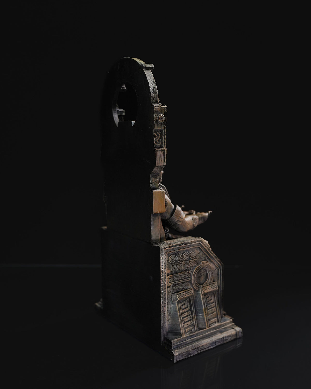 0819 - Tlamatini, the Wise Controller Holder
