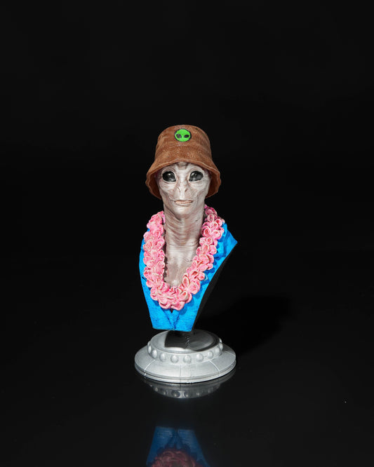 0492 - Alien Tourist Bust - Steve