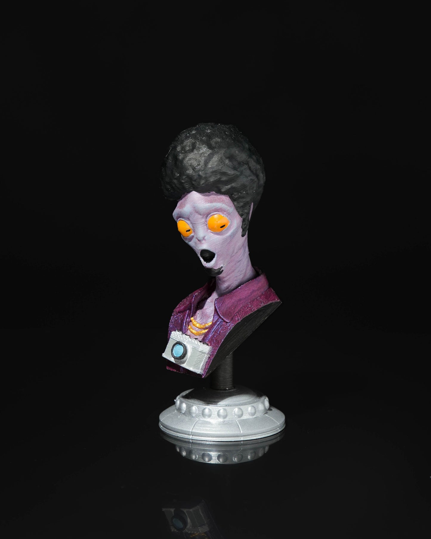 0493 - Alien Tourist Bust Paul