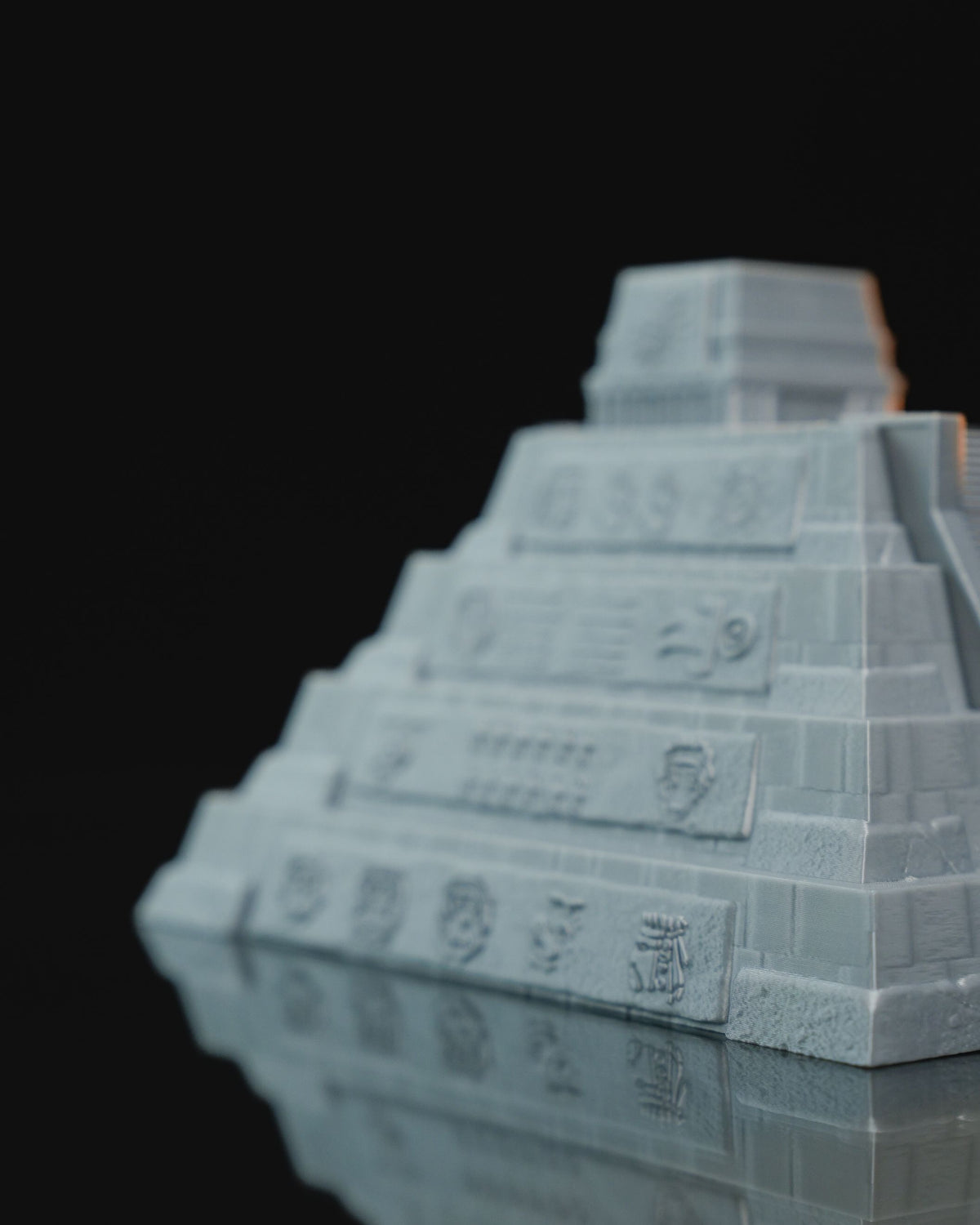 0822 - The Pyramid's Riddle Puzzle Box
