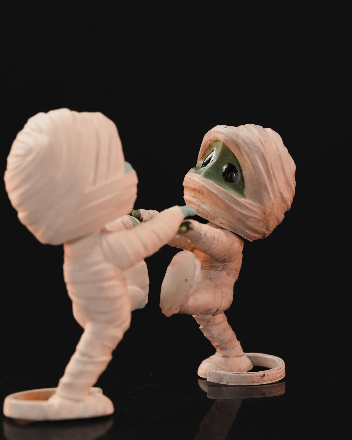 0620 - Clingy Mummy 2