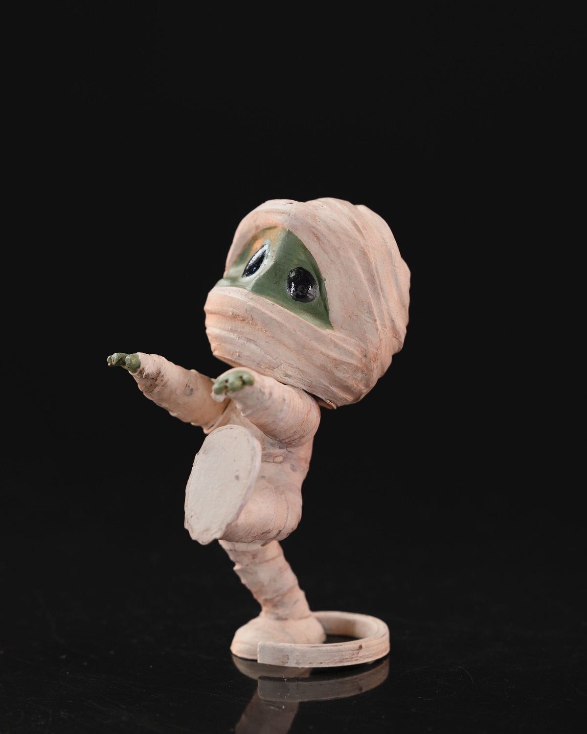 0620 - Clingy Mummy 2