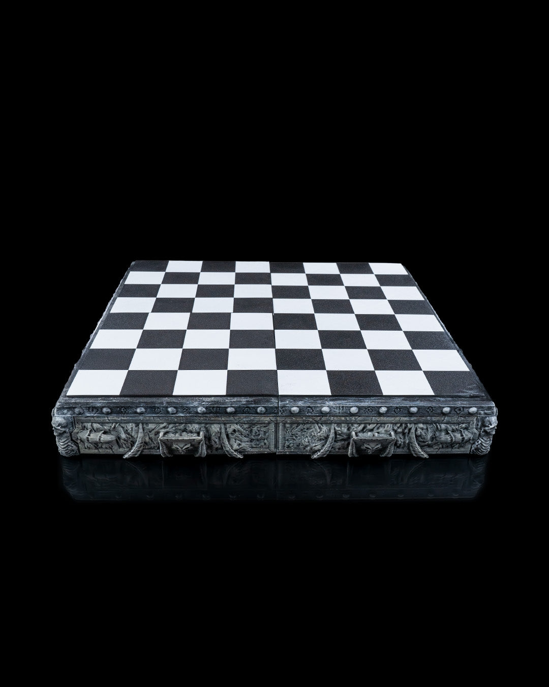 2036 - Demonic Chess Board