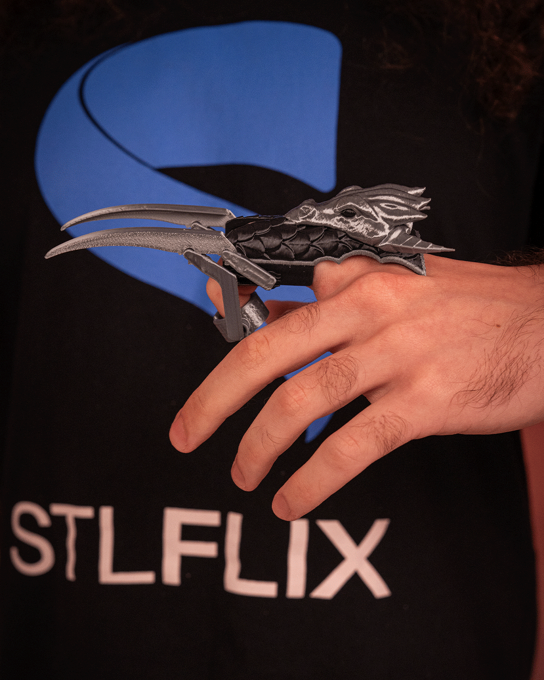 2855 - Dragon Keeper Finger Blade