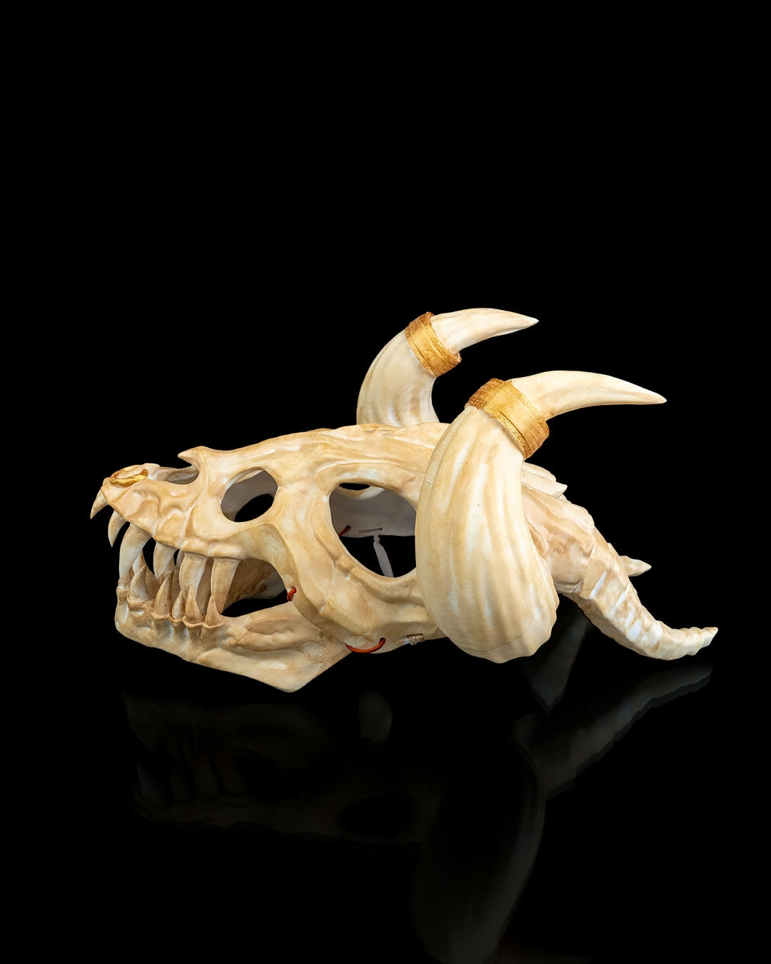 2593 - Dragon Slayer Helmet