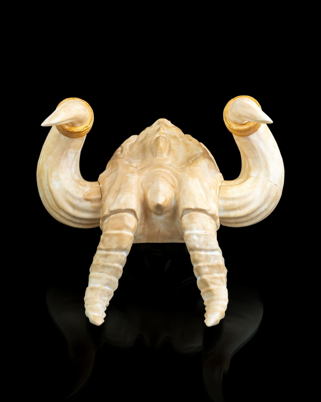 2593 - Dragon Slayer Helmet