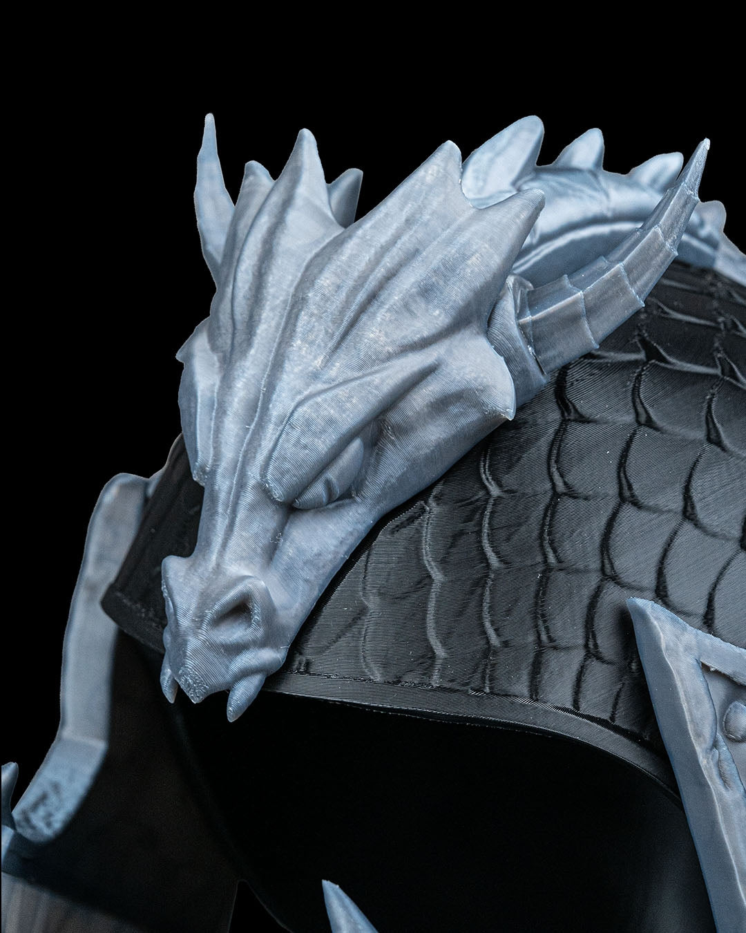 2598 - Dragonkeeper Knight Helmet