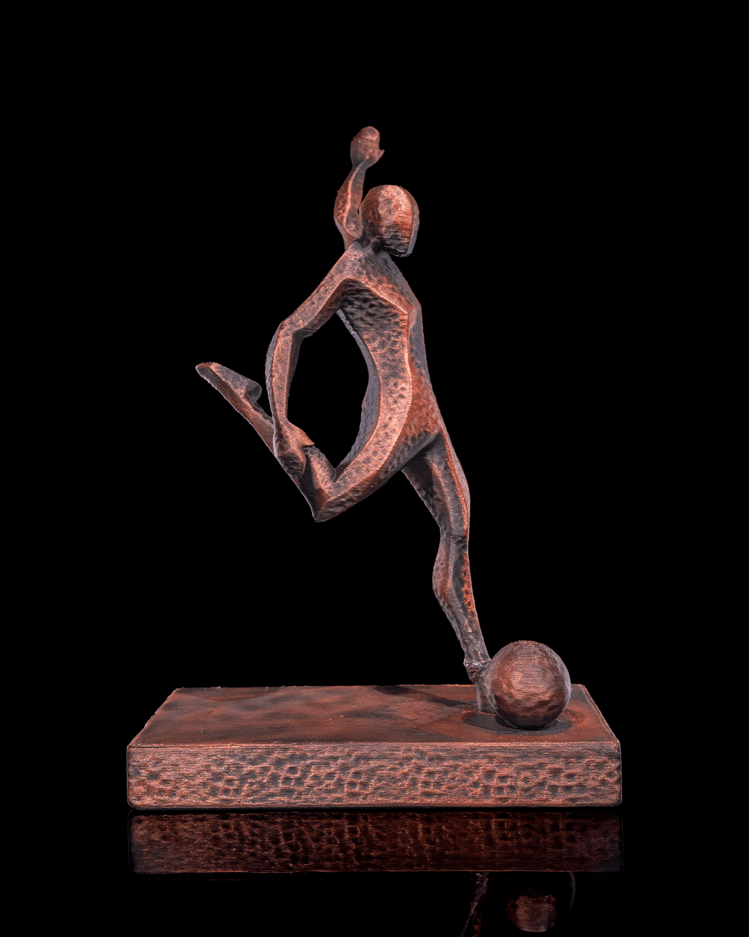 1882 - Football Statue