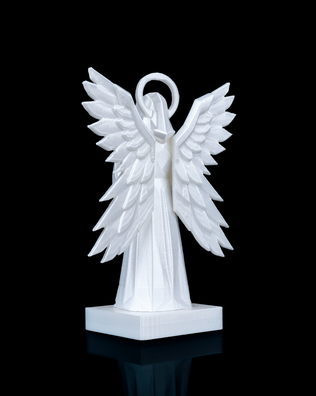 2984 - Four Winged Angel Statue