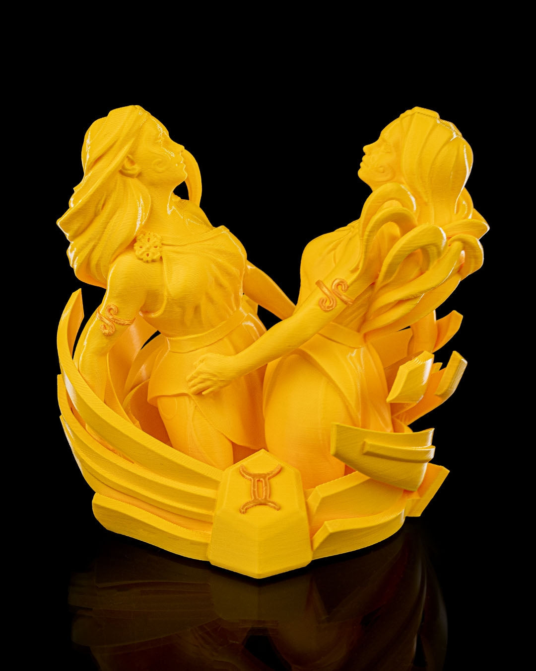 1957 - Gemini Statue