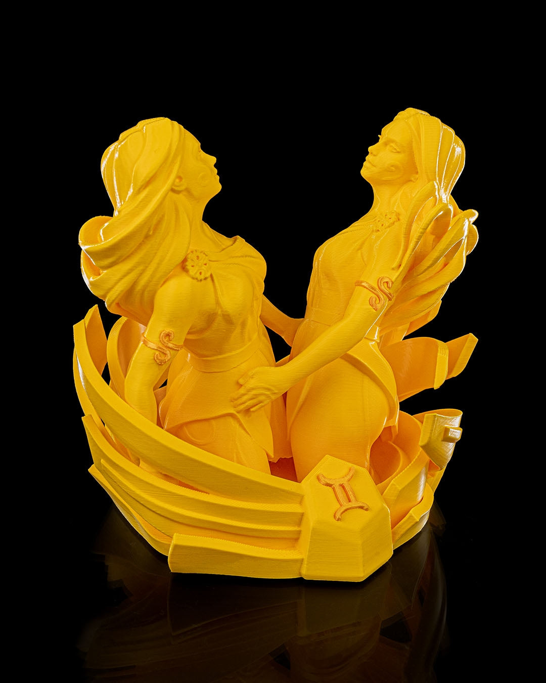 1957 - Gemini Statue